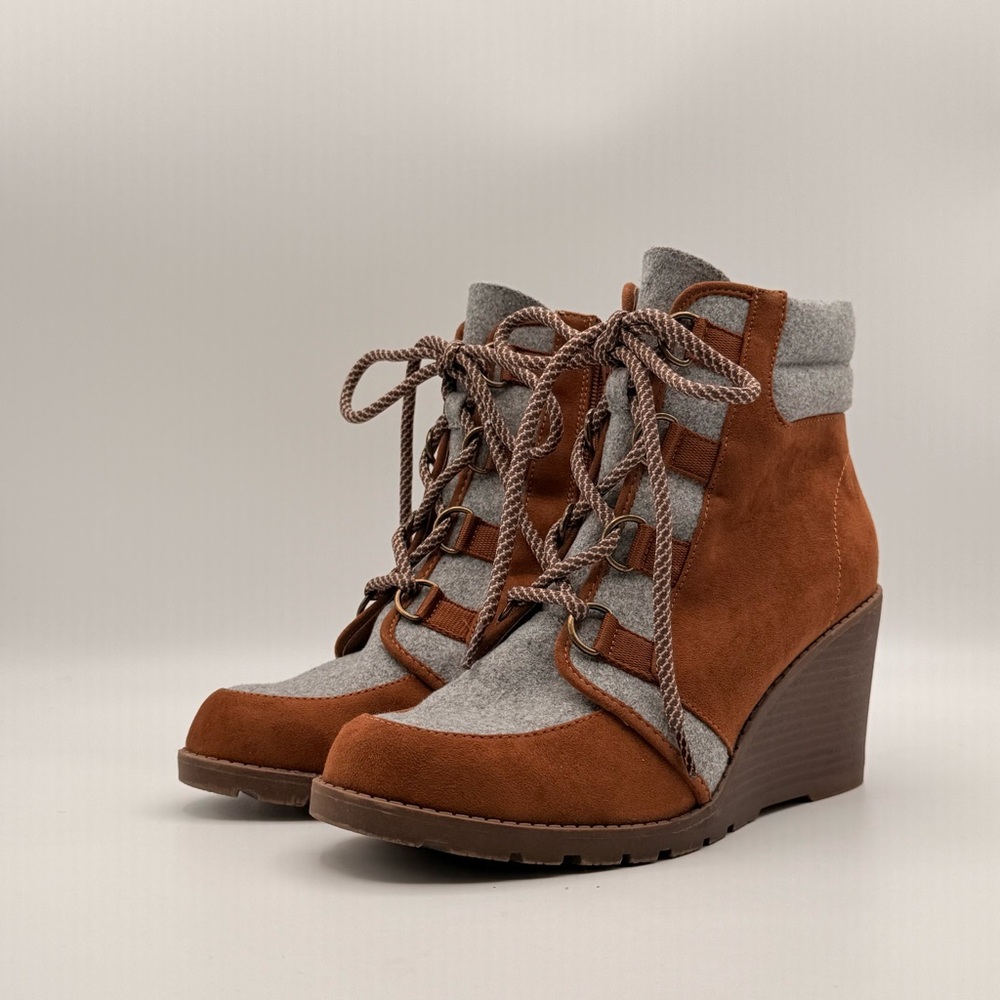 R2 Brown Suede Lace Up Wedge Booties Contrast Trim Casual Womens Size 7.5